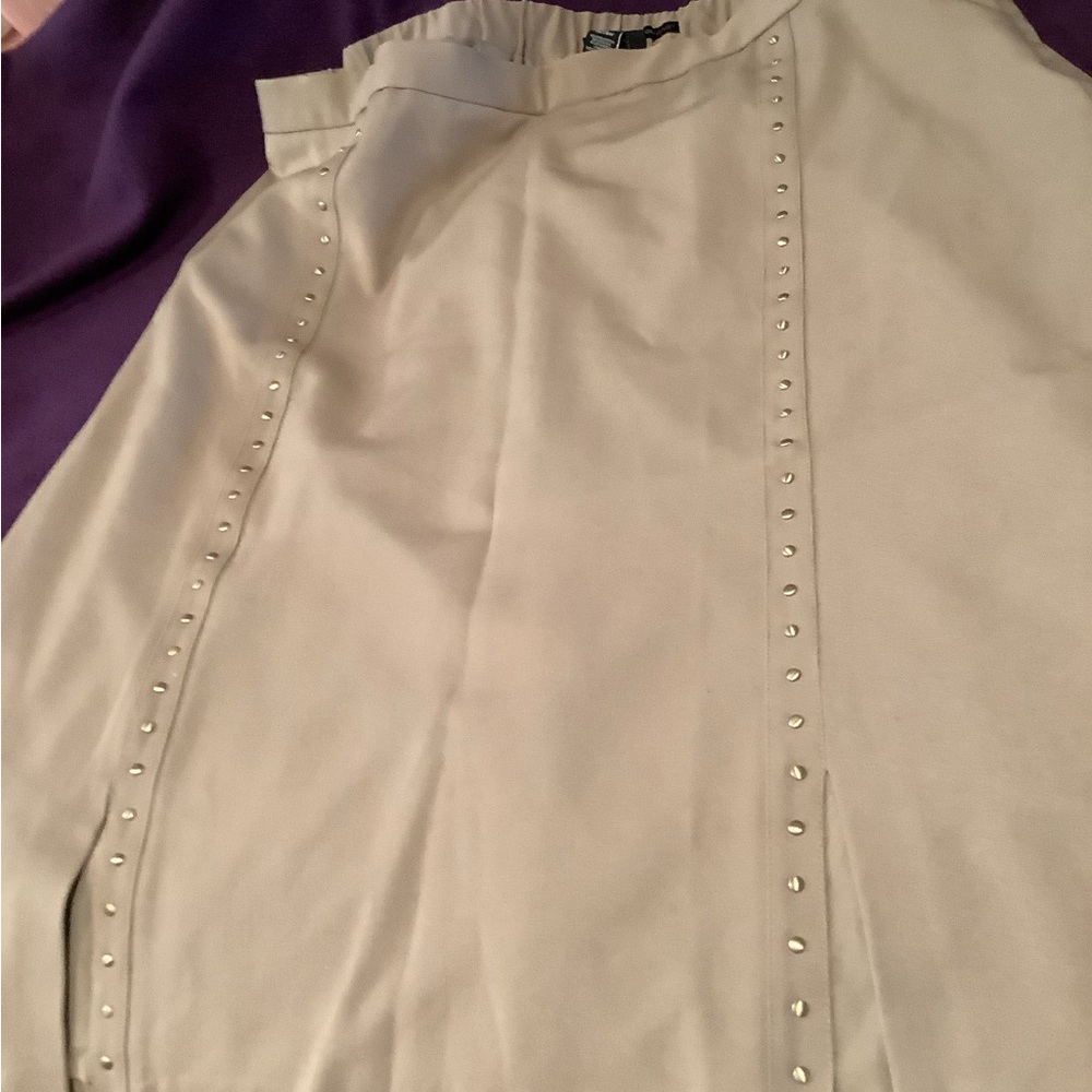 Woman’s skirt